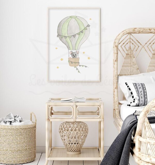 cadre souris montgolfière vert olive étoiles décoration chambre bébé ciel