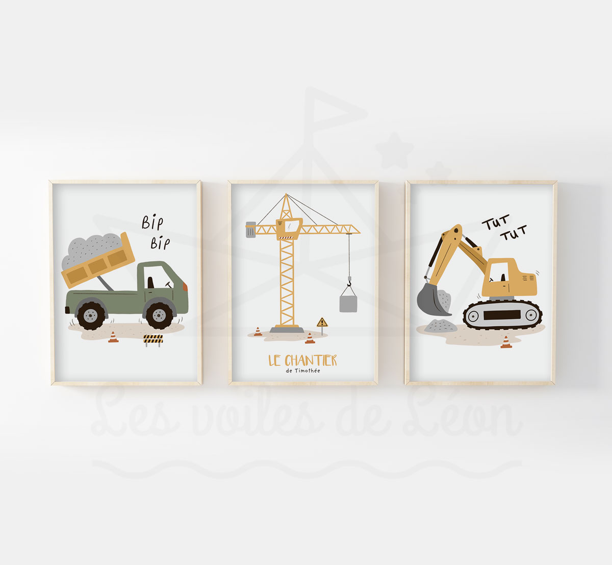 Lot de 3 affiches véhicule de chantier personnalisable avec prénom comprenant un camion benne, une grue et une pelleteuse