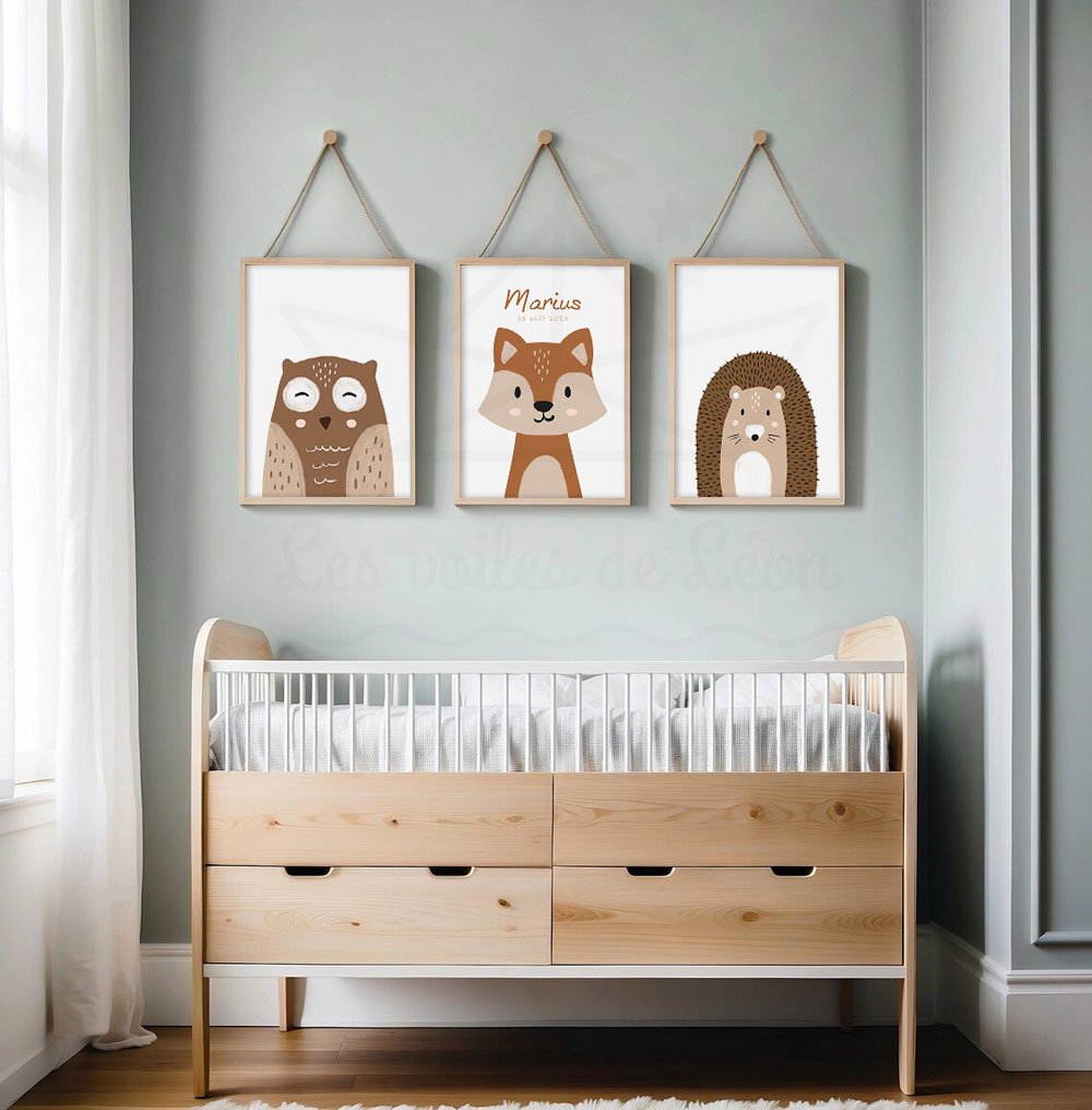Cadre decoration foret au dessus du lit avec triptyque animaux de la foret
