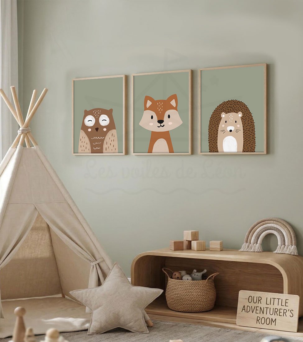 Ambiance chambre bebe style nature avec triptyque animaux de la foret
